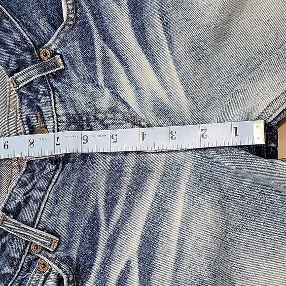 Mudd Flared Leg Jeans, Size 5, Whiskering and Bleached Accents.  EUC. - Picture 5 of 12